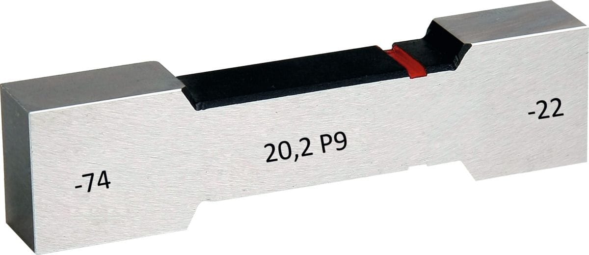 Groove width gauge with numerical tolerance A