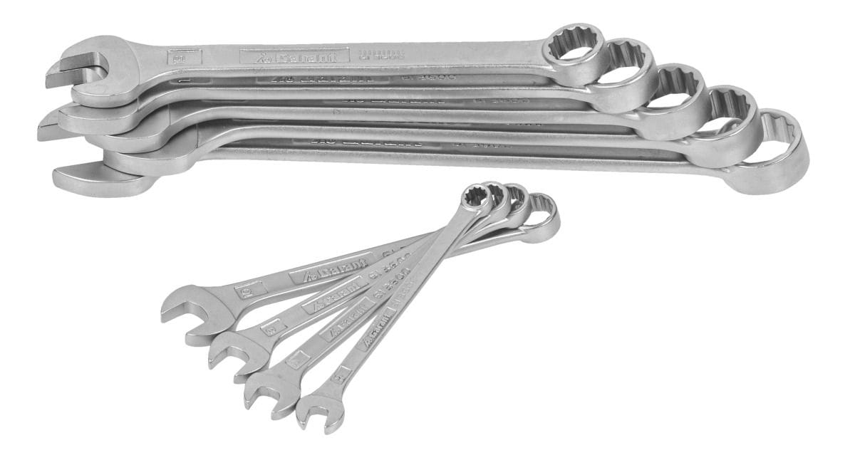 Combination spanner set 9