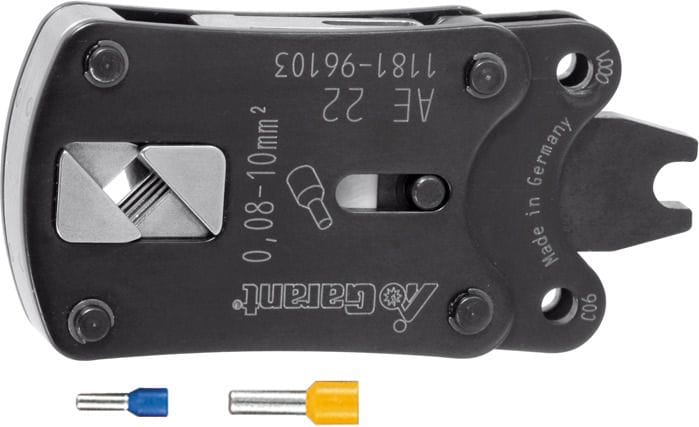 Interchangeable crimping head 10